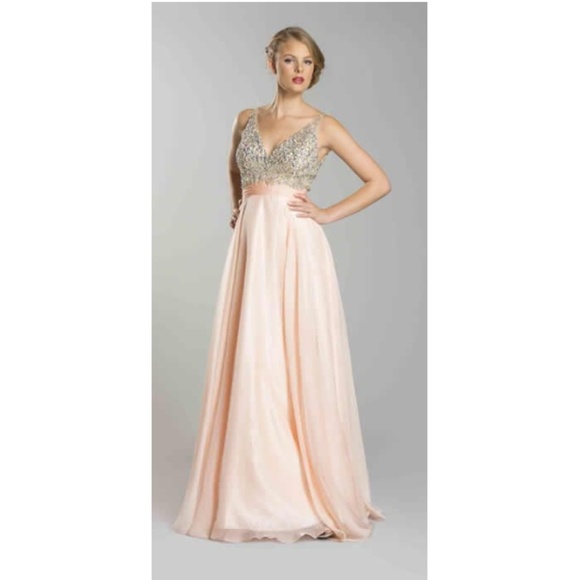 Aspeed hand beaded V neck prom dress - Picture 2 of 7